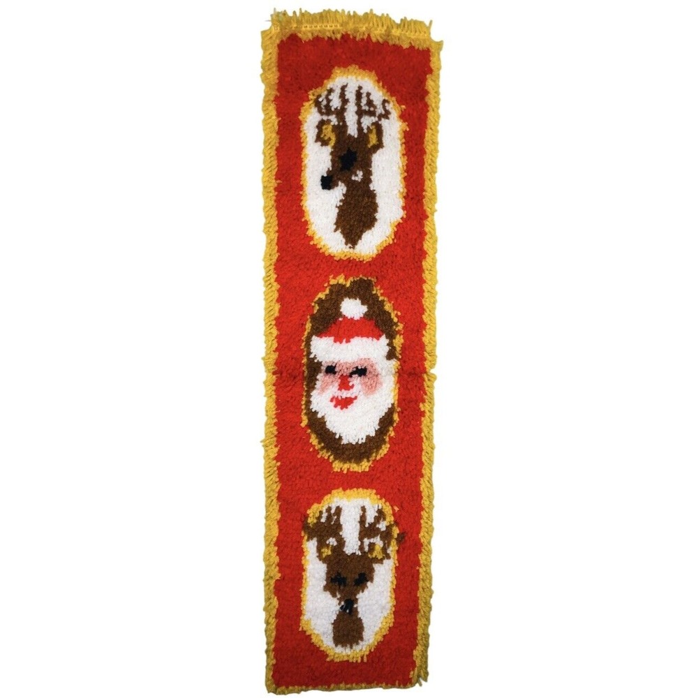 VTG Christmas Santa Reindeer Latch Hook Wall Hanging Handmade Kitschy Xmas Decor
